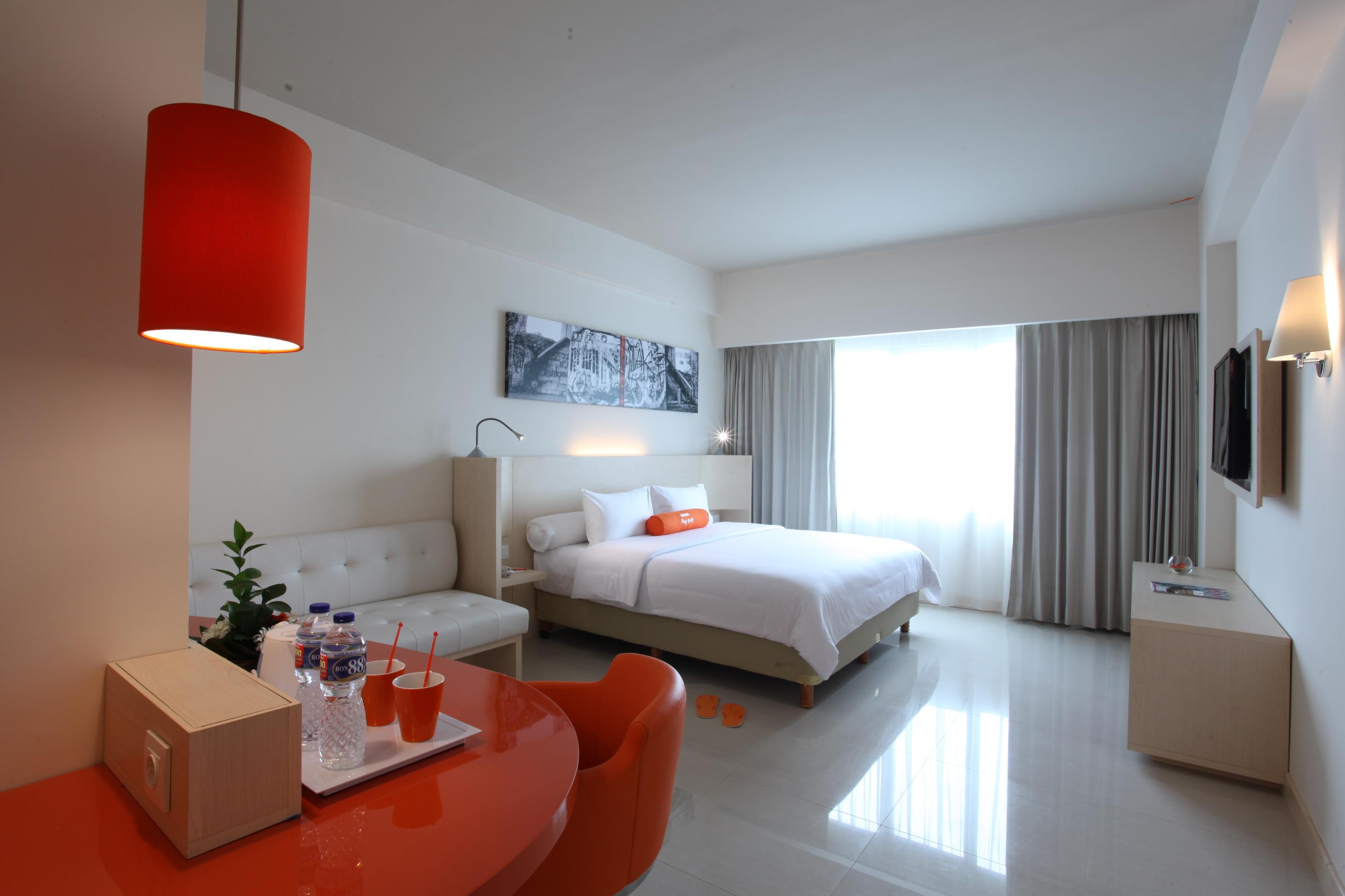 Harris Hotel & Conventions Ciumbuleuit Bandung Exterior foto